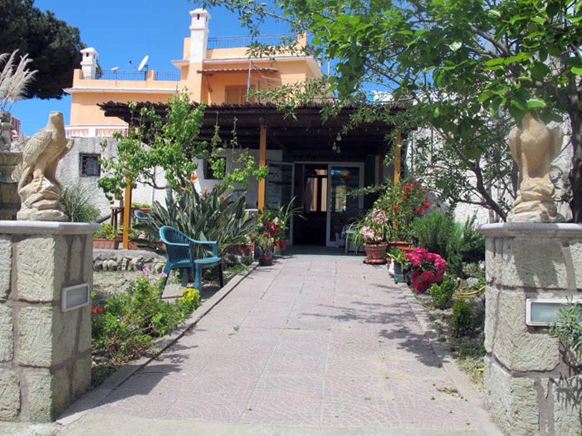 Aparthotel Villa Marinu Forio di Ischia Exterior foto